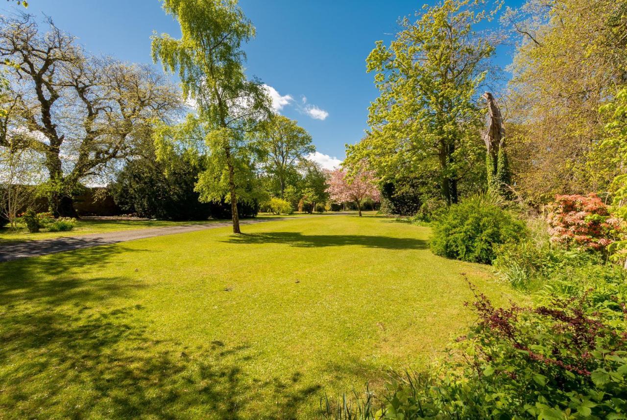 Drylaw House, Grade A Listed Mansion Near City Centre - Edinburgh — Photos 2